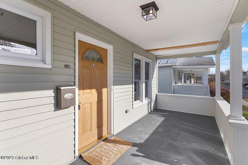 2nd image of 160 6th Street