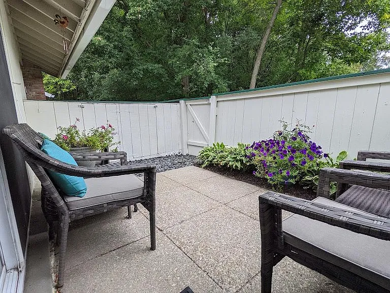 Patio 2