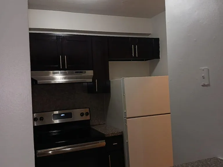 1015 NW 45th Ave #103 — Photo 14