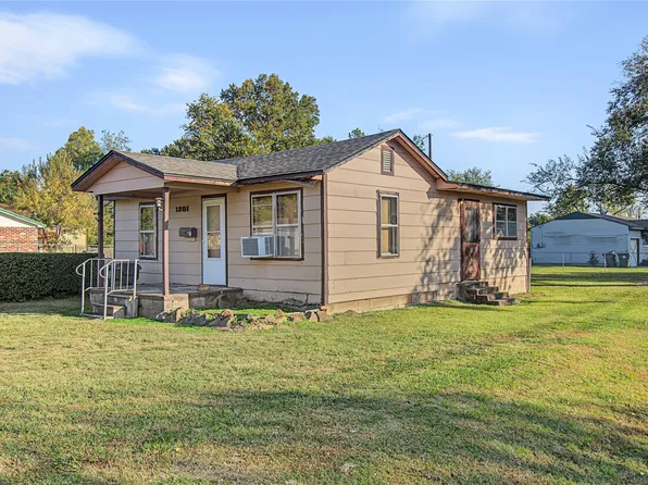 1801 Augusta Ave, Muskogee, OK 74403