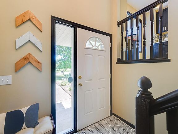 4th image of 6525 Neddersen Cir N