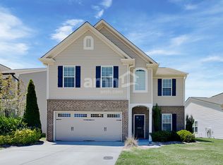 5694 Misty Hill Cir, Clemmons, NC 27012