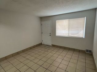 433 Mesilla St SE, Albuquerque, NM 87108