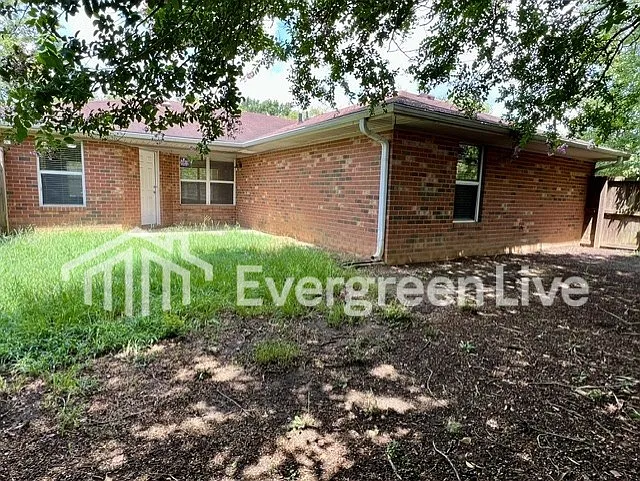 111 Willow Gardens Ct — Photo 17