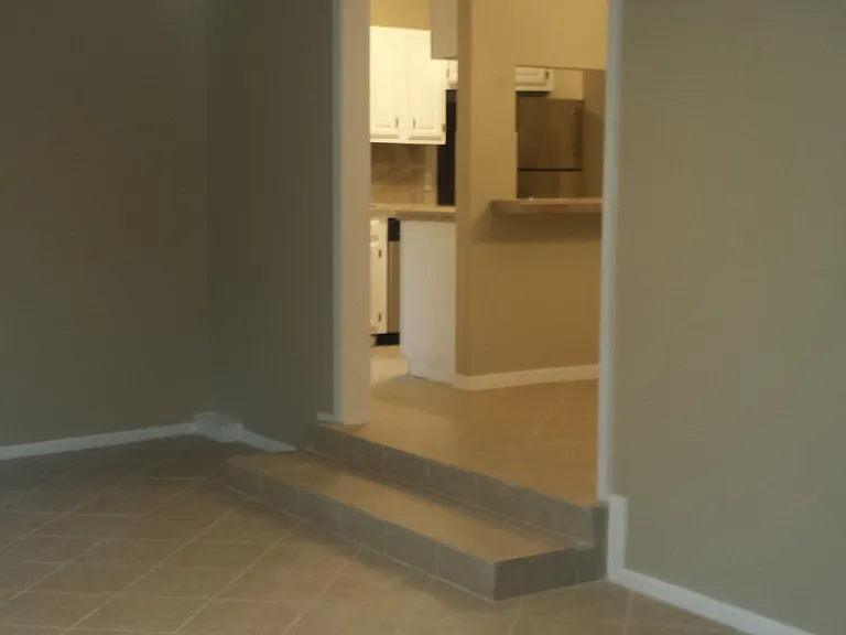 3015 Woodcliffe St — Photo 17