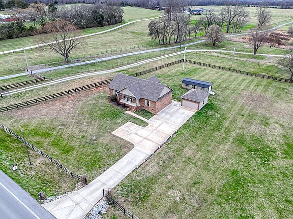2nd image of 1430 Highway 64 W