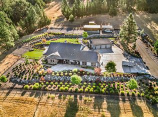 3465 Galls Creek Rd, Gold Hill, OR 97525
