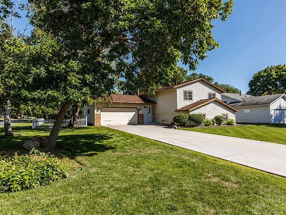 2nd image of 4216 Estate Dr N