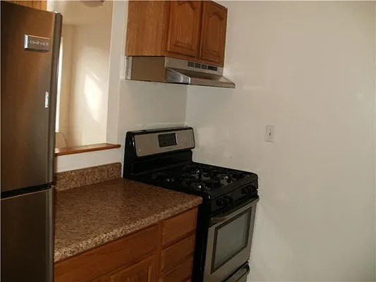 Rented by Lucien Perry | media 17