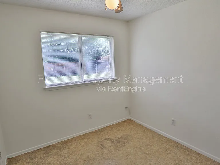 1815 Big Rock Dr — Photo 11