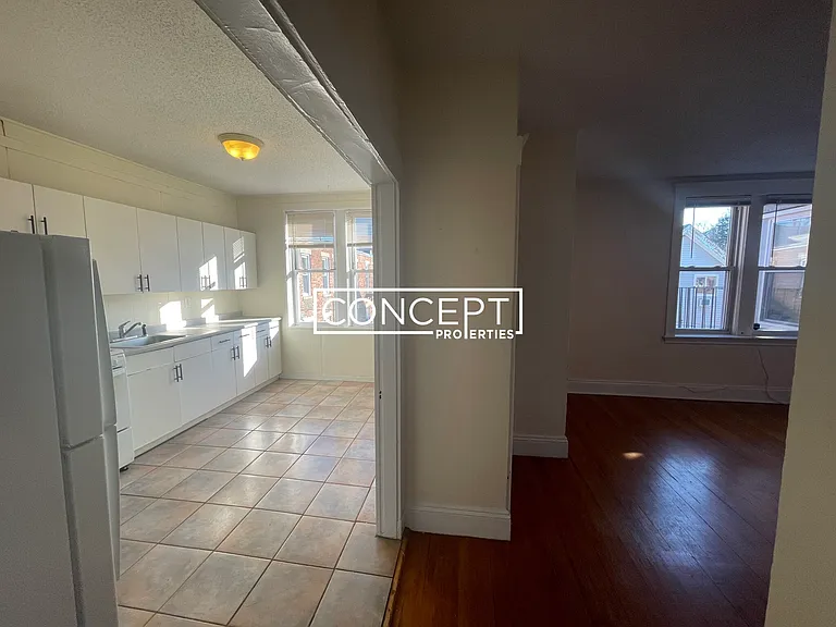 518-520 Cambridge St #7A — Photo 2