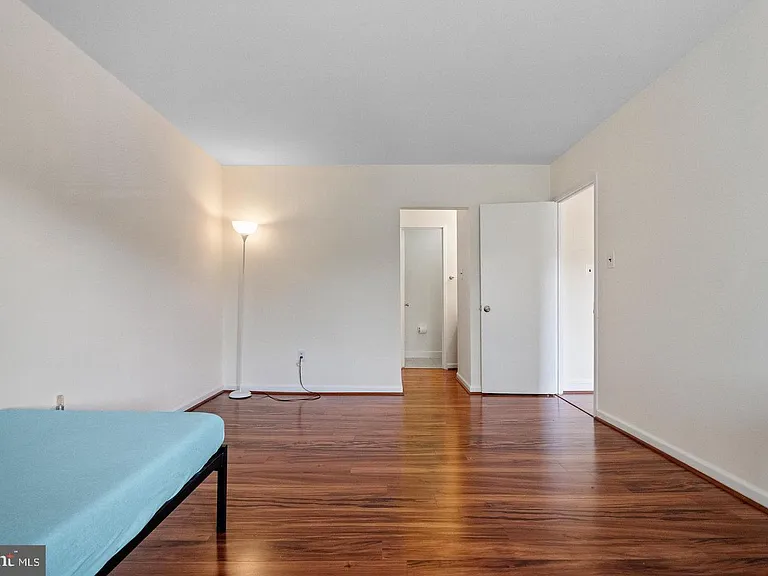 7984 Audubon Ave #203 — Photo 21
