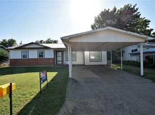 201 Oak Ave, Elgin, OK 73538