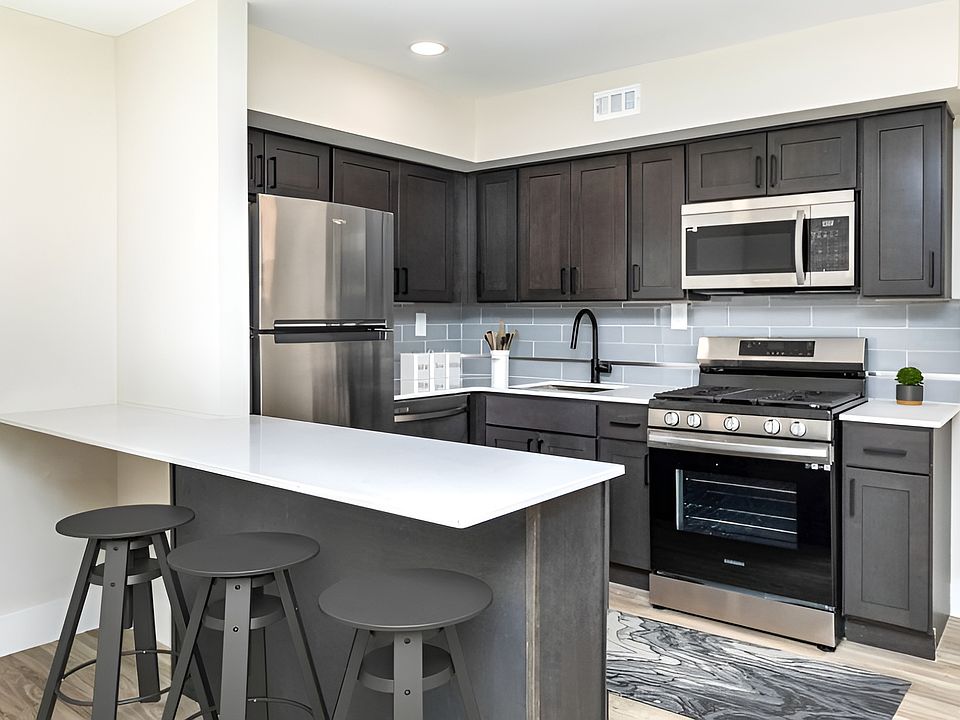 1st image of 251 S Olds Blvd #4a51ec772