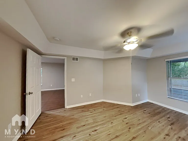 6119 Sand Key Ln — Photo 8