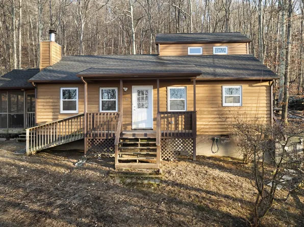 260 Windsong Rd, Harpers Ferry, WV 25425
