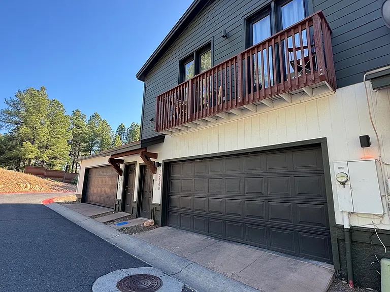 1238 E Jen Dr — Photo 4