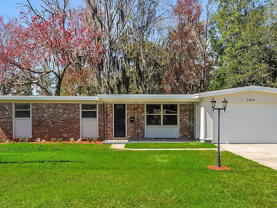 1st image of 7205 Hanson Dr N