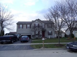 2125 Ridgefield Dr, Belvidere, IL 61008