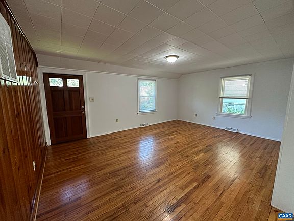 2nd image of 1616 Mulberry Ave