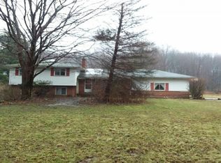 3954 Ridge Rd, Cortland, OH 44410