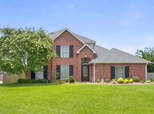 2407 Fox Hollow St, Lake Charles, LA 70605