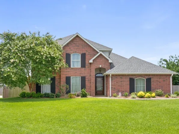 2407 Fox Hollow St, Lake Charles, LA 70605
