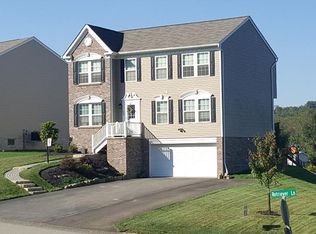 100 Retriever Ln, Clairton, PA 15025