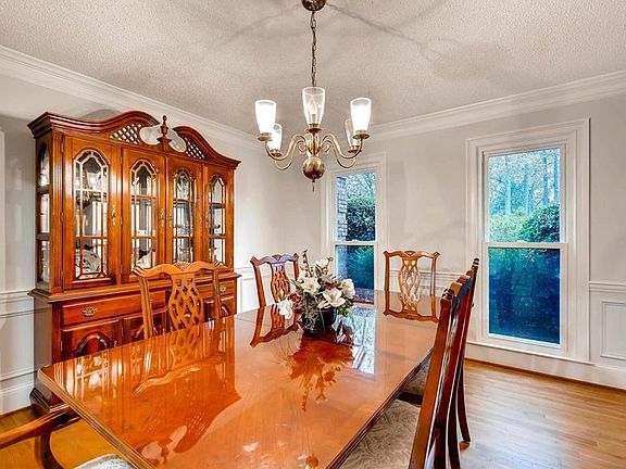 5th image of 4981 Hodgkins Pl