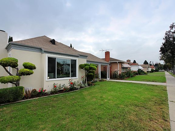 3rd image of 3974 McClung Dr