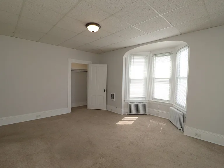 56-58 N Nice St #2L — Photo 7