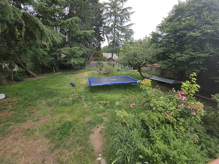 1904 Lake Crest Dr — Photo 13