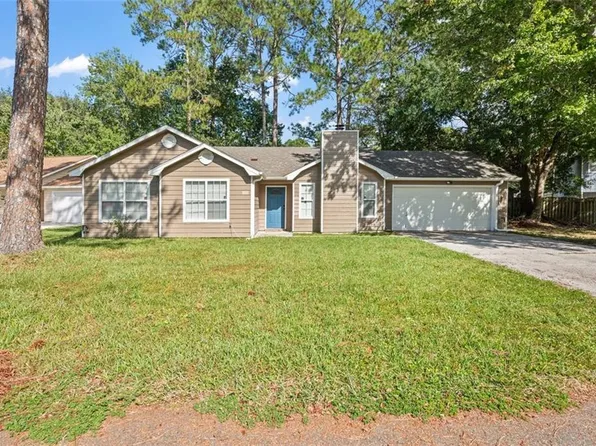 102 Clinton Ct, Saint Marys, GA 31558