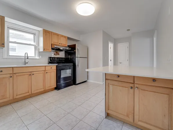 79 Hoyt St Floor 2, Kearny, NJ 07032