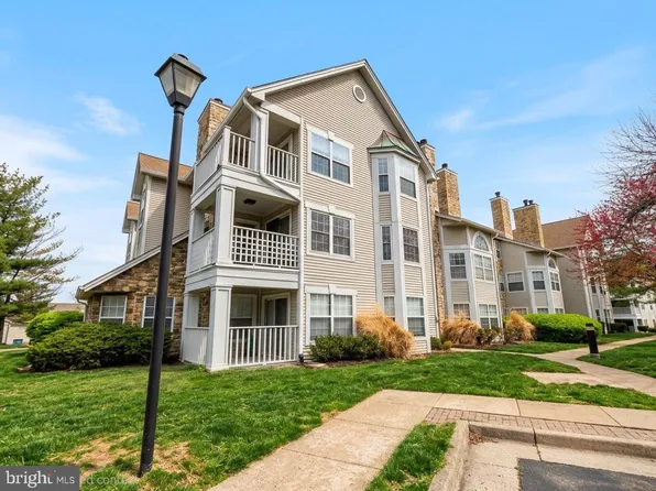 5624 Willoughby Newton Dr Unit 13, Centreville, VA 20120
