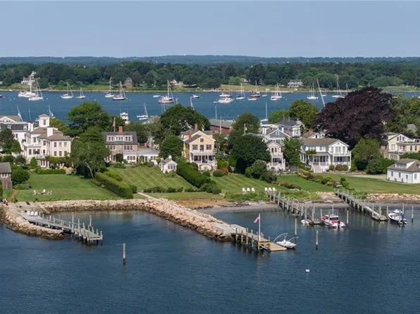 11 Main St, Stonington, CT 06378