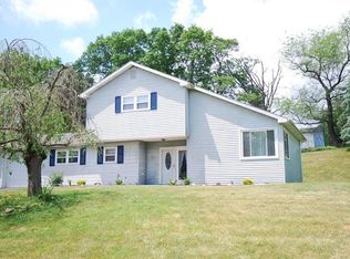 6856 Mill Creek Rd, Slatington, PA 18080