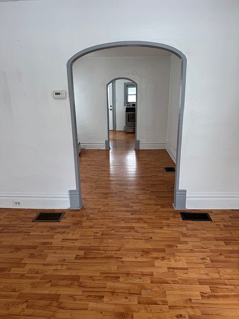 1st image of 249 Grant St