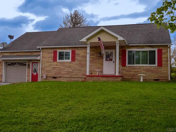 66 Harmony Dr, Johnstown, PA 15909