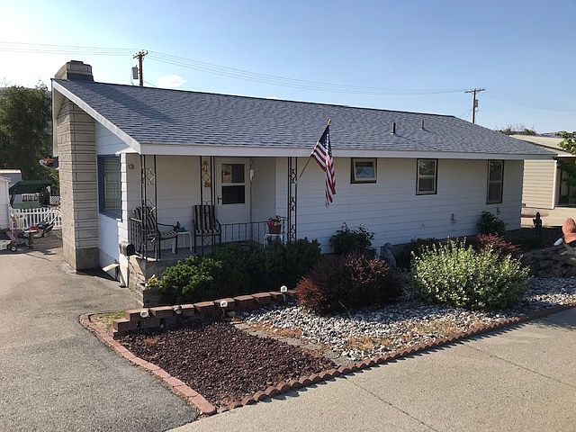 1st image of 800 Tulip St