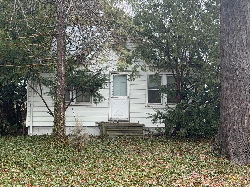 2nd image of 12071 Devoe St