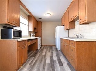 12825 Briar Ct APT 4, Burnsville, MN 55337