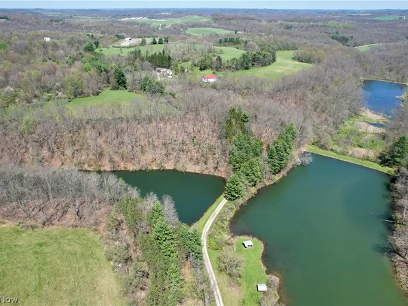 4101 Peace Rd SE, Carrollton, OH 44615