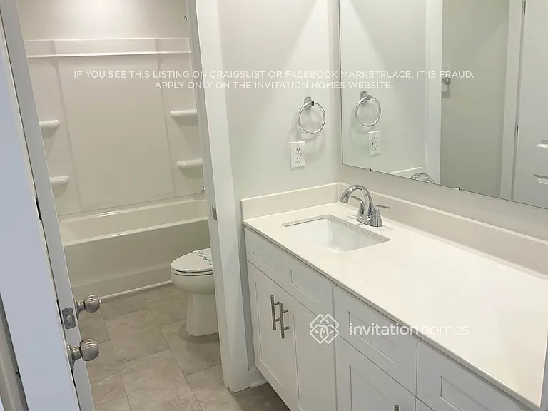 810 Olde England Dr — Photo 9