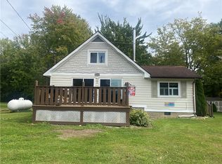 9302 N Sunnyside Dr, Espyville, PA 16424