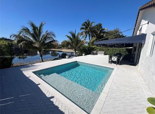 14874 SW 24th St, Miami, FL 33185