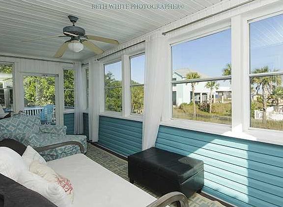 3rd image of 1072 W Gulf Beach Dr