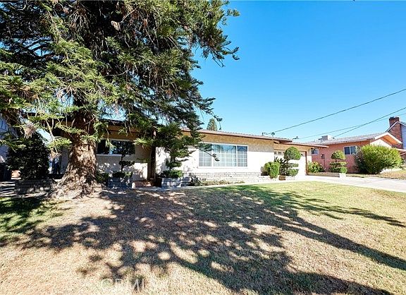 3rd image of 17244 S Holly Drive