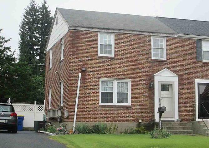 1st image of 3724 Rutherford St