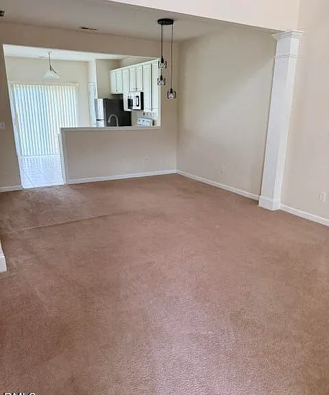 204 Caraleigh Ct — Photo 5